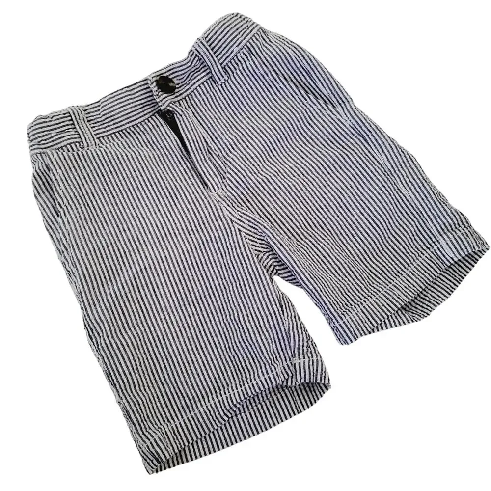 5 Gymboree seersucker shorts